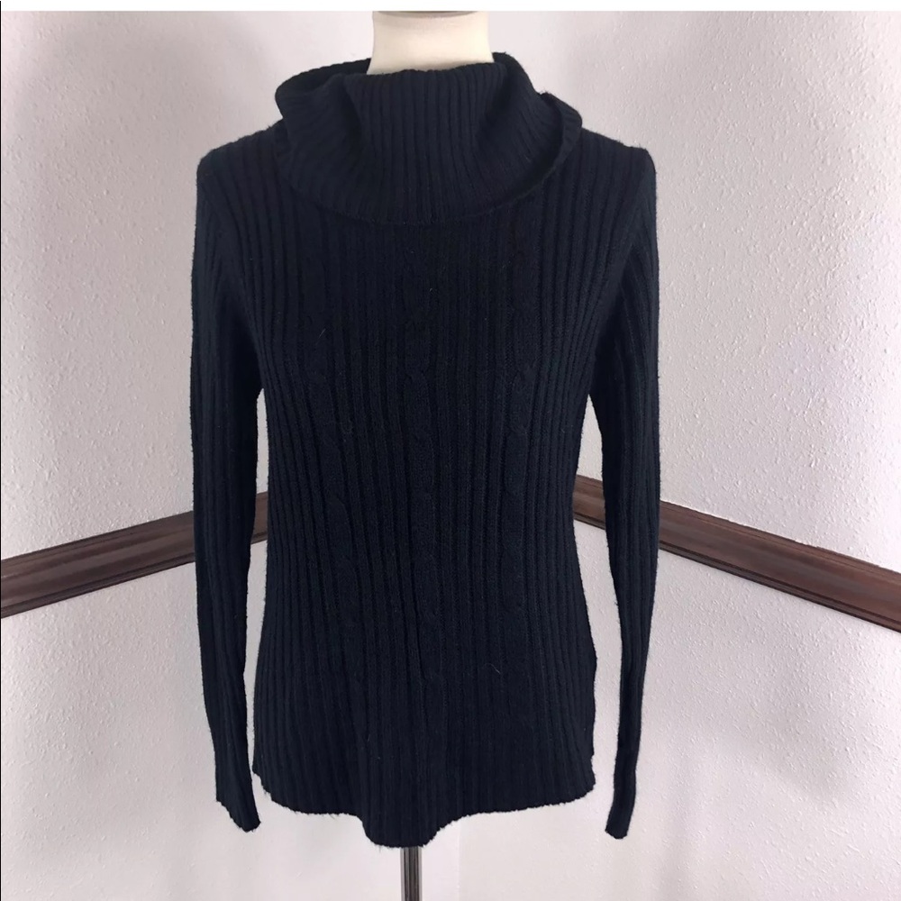 Western Connection turtleneck size XL